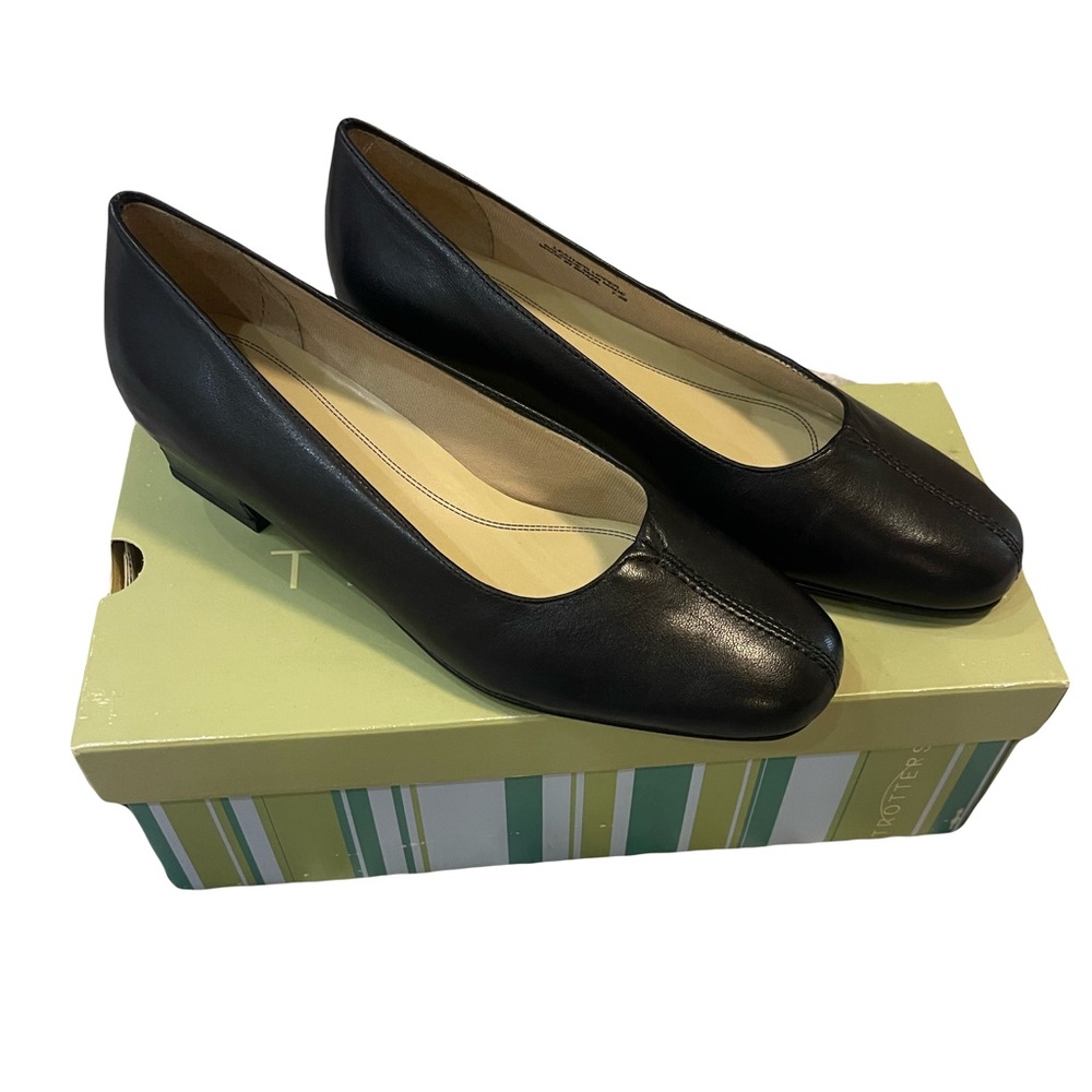 Trotters Black Heels